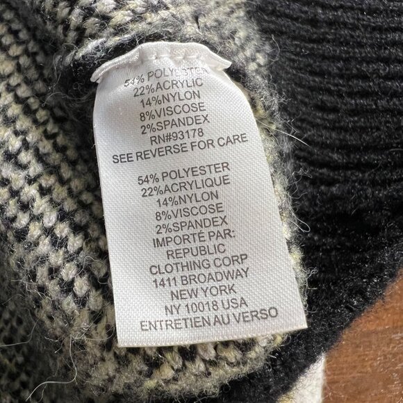 Flower Cardigan Whimsigoth Oversized Chunky Granola Boho Hippie Fuzzy Size XS - Picture 6 of 8